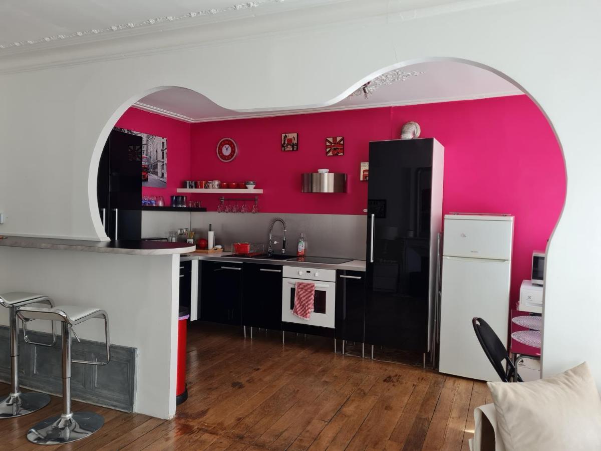 Le Baron Apartment ชาร์เลอวิลล์-เมซิแยร์ ภายนอก รูปภาพ